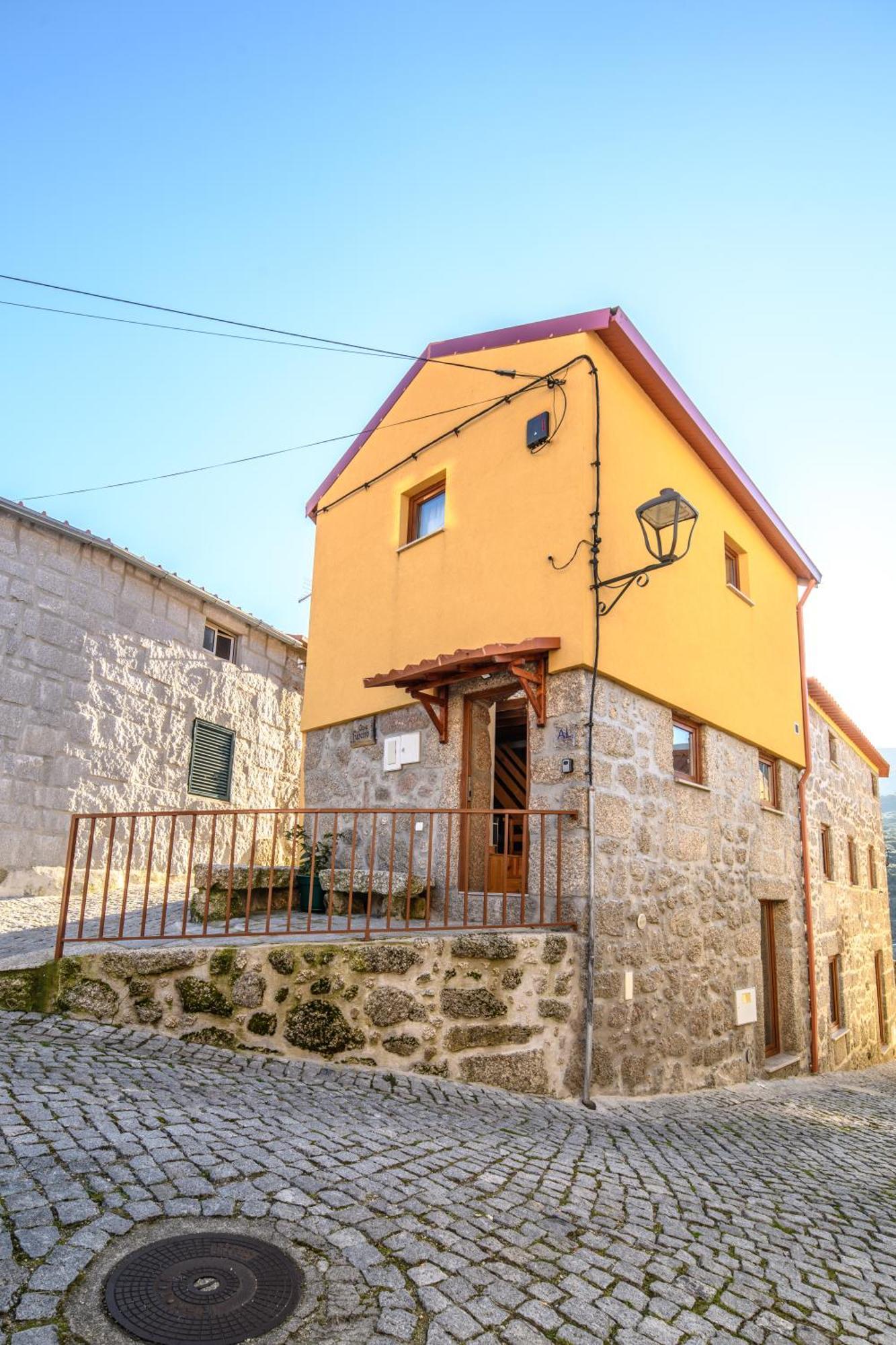 فيلا Casa Ribeiro سابوغييرو المظهر الخارجي الصورة